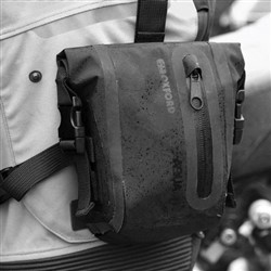 Thigh bag AQUA L1 Leg Bag OXFORD (1L) colour black, size OS (stripe fastener)