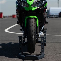 Podpora do motocykli ZERO-G LITE do motocykli; pod przednie koło (kolor czarny, aluminium)_9