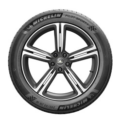 MICHELIN Summer PKW tyre 235/45R18 LOMI 98Y PS4D