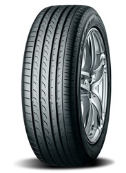 YOKOHAMA Summer PKW tyre 215/50R17 LOYO 95V RV02
