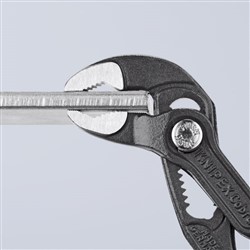 Pliers adjustable straight for pipes_2