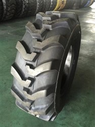 Industrial tyre 10.5/80-18 PHO R4 12PR